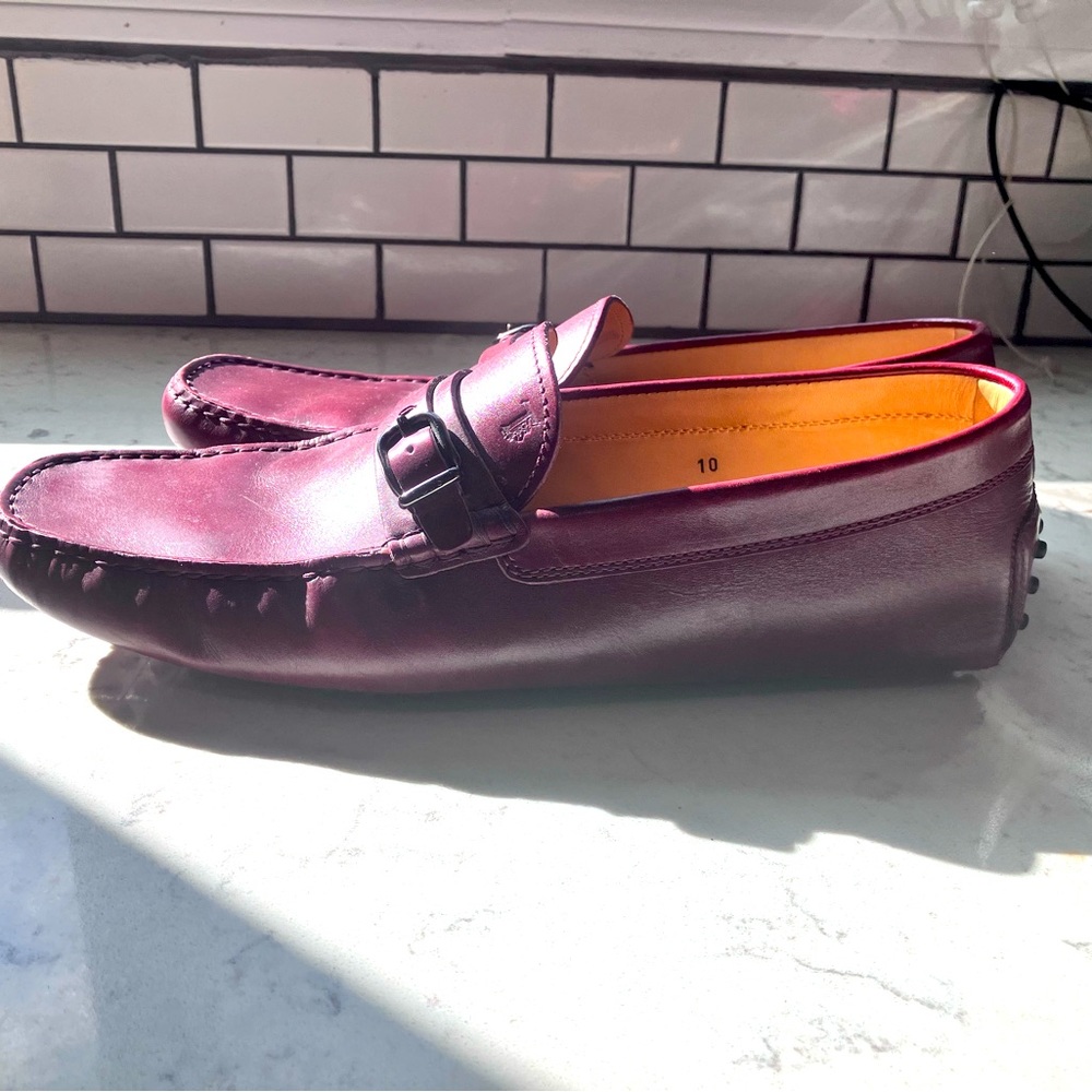 Tods Mens size 10 oxblood loafers.